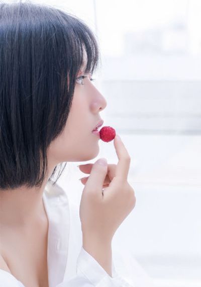 白丝美女被艹